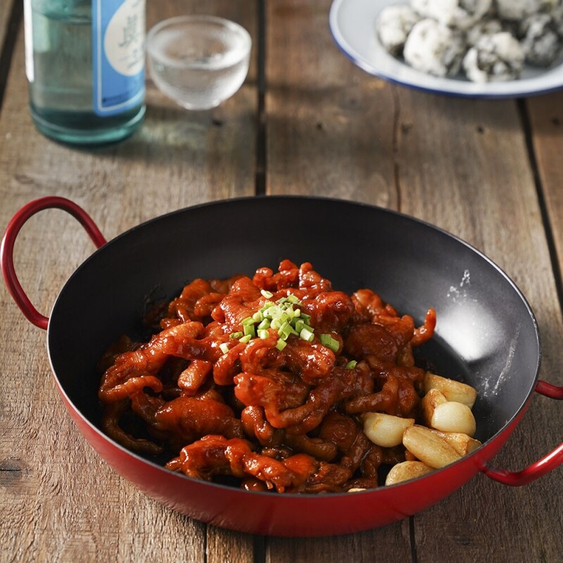 홍익상회,[Hongik Market] 직화 무뼈 닭발 220g 국내산 닭발 전자렌지 4분 OK