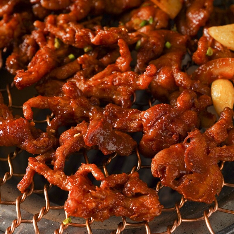 홍익상회,[Hongik Market] 직화 무뼈 닭발 220g 국내산 닭발 전자렌지 4분 OK