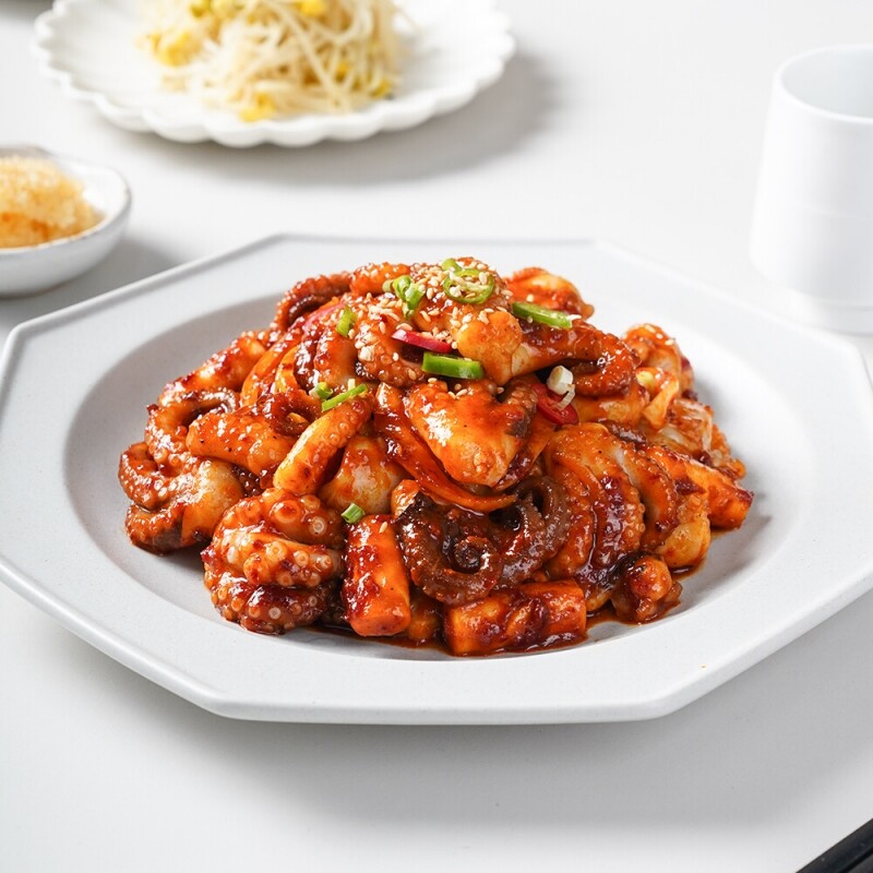 홍익상회,[Hongik Market] 팔팔쭈꾸미 500g 양념 쭈꾸미 볶음 캠핑 밀키트